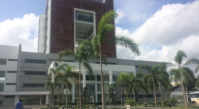 விடுதியில் இருந்து தவறி விழுந்து பல்கலைக்கழக மாணவன் உயிரிழப்பு