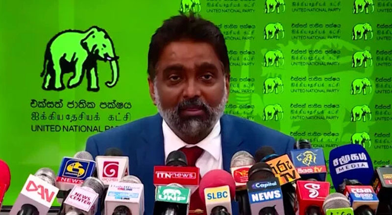 13 வைத்து உதைபந்தாட்டம் ஆடாமல் தீர்வை பெற்றுக் கொடுக்க வேண்டும்!