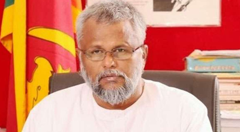 13 முள்ளில் விழுந்த சேலை! டக்ளஸ் தேவானந்தா