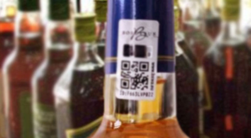 நாடு முழுவதும் போலி பாதுகாப்பு ஸ்டிக்கர்கள் ஒட்டப்பட்ட மது போத்தல்கள்