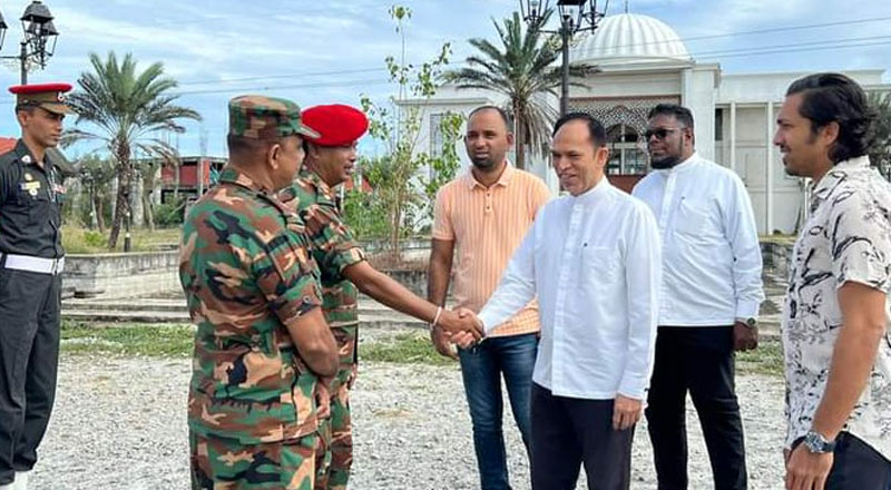 மட்டக்களப்பில் உள்ள தனியார் பல்கலைக்கழகத்தை ஹிஸ்புல்லாவிடம் ஒப்படைத்த  இராணுவம்
