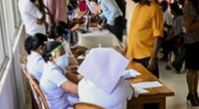 நாடு முழுவதிலும் சுகாதார தொழிற்சங்கங்கள் போராட்டம்!