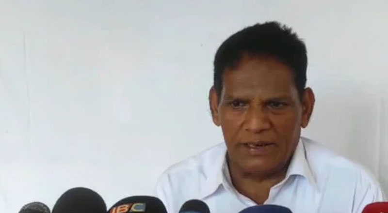முல்லைத்தீவு சட்டத்தரணிகளின் பணிப்பகிஷ்கரிப்பு போராட்டம் தொடர்கின்றது!