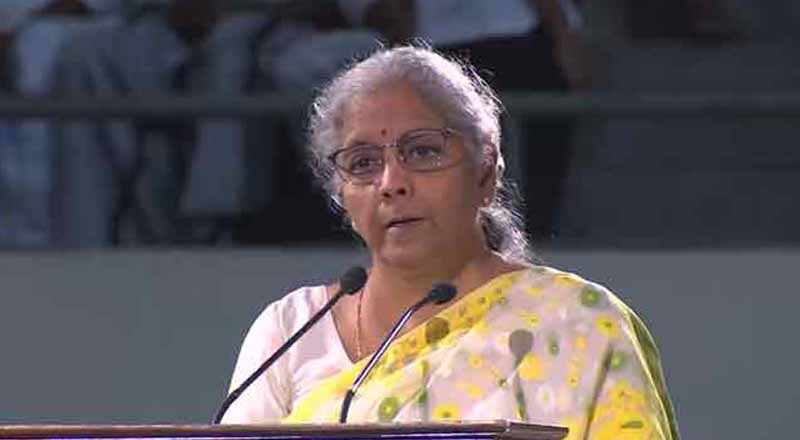 தேயிலை என்றால் இலங்கைதான்: அதற்கு மலையக மக்கள் தான் காரணம்! நிர்மலா புகழாரம்