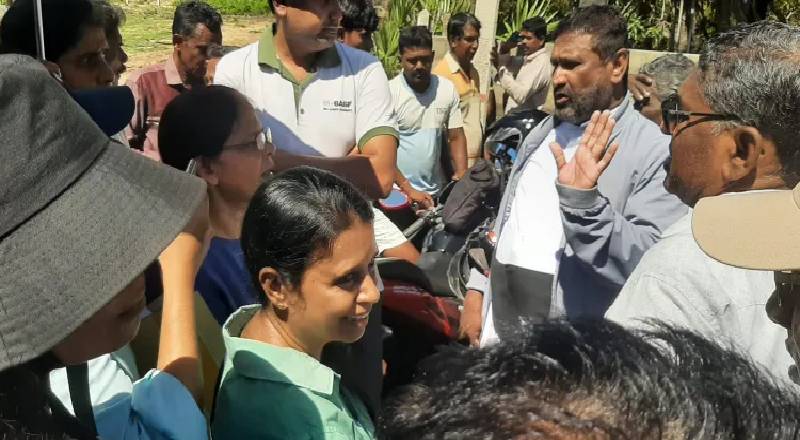 மக்களை அச்சுறுத்தி மன்னாரில் காணி அபகரிப்பில் ஈடுபடும் அவுஸ்திரேலிய நிறுவனம்!