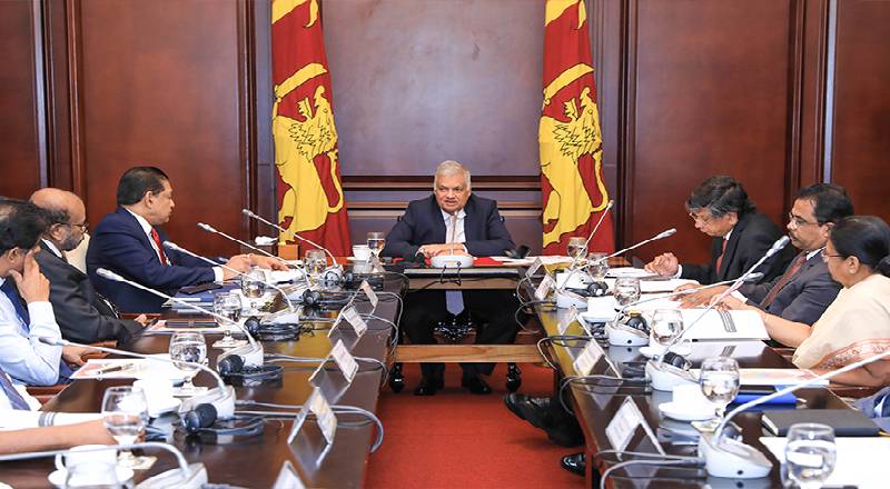 வாக்குறுதிகளை நிறைவேற்றாத அரசாங்கம் -  அரச வைத்திய அதிகாரிகள் சங்கம் ரணில் சந்திப்பு!