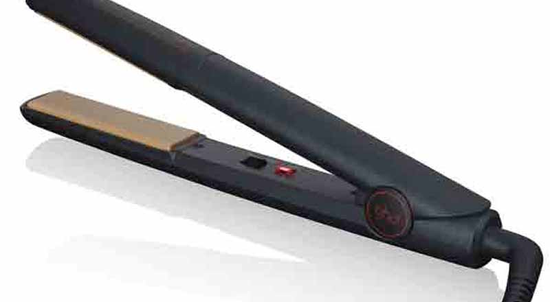 தலைமுடியை அலங்கரித்த பெண்ணுக்கு நேர்ந்த கதி!