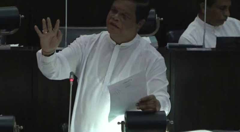 பொருளாதாரம் பாதிக்கப்பட்ட விதம் குறித்து பகிரங்க விவாதத்துக்கு வாருங்கள்! பந்துல சவால்