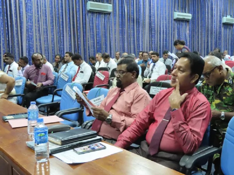 அம்பாறை மாவட்ட ஒருங்கிணைப்புக் குழுக்கூட்டத்தைப் புறக்கணித்த கூட்டமைப்பு மற்றும் முஸ்லிம் காங்ரஸ்!