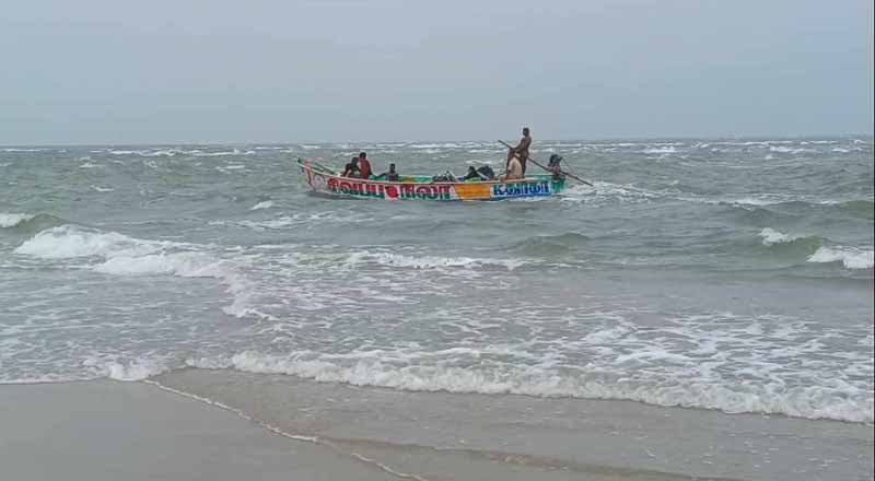 மன்னாரைச் சேர்ந்த இரண்டு குடும்பங்கள் தமிழ்நாட்டில் தஞ்சம்!