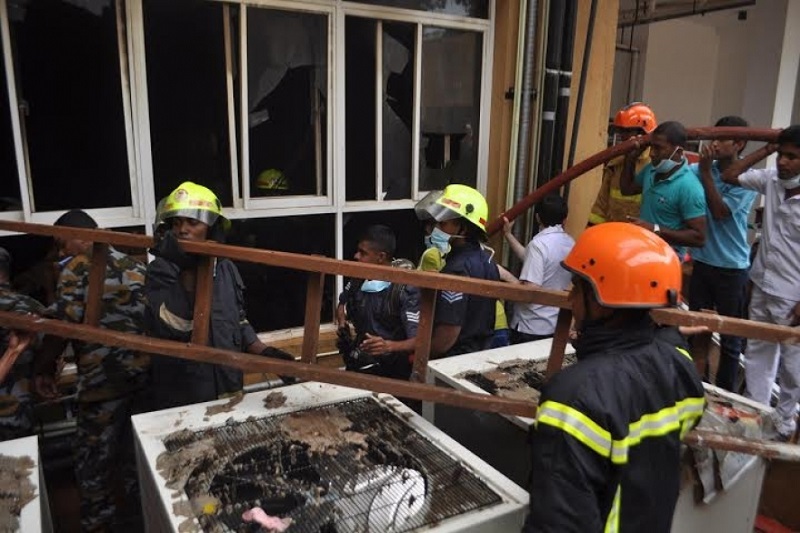 போதனா வைத்தியசாலை வளாகத்திற்குள் பரவிய தீ!