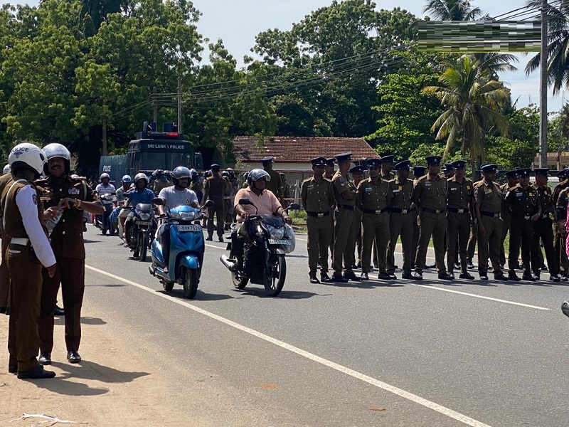மயிலத்தமடு மாதவனையில் திடீர் சுற்றிவளைப்பு - களமிறக்கப்பட்டுள்ள பொலிஸ் குழு!