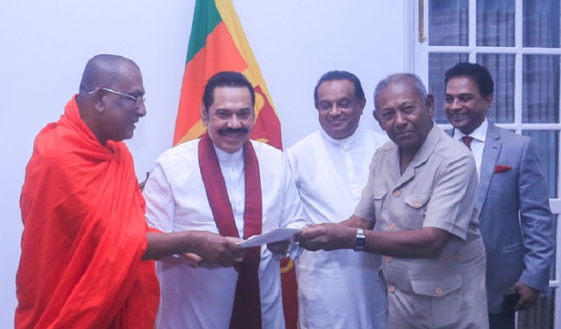 மஹிந்தவின் கைகளுக்கு கிடைத்த இமாலய  பிரகடனம்!