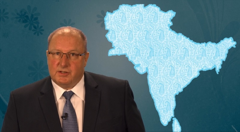 உலக வங்கியின் இரண்டாவது தலைவர் 65 வயதில் மரணம்.  இவரது மரணம் அவ்வங்கிக்கு ஒரு பெரிய இழப்பாகும்.