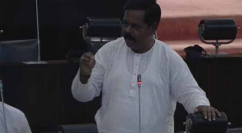 தமிழ் மொழியில் சட்டக் கல்லூரியை தொடர நடவடிக்கை எடுக்க வேண்டும்: சிறிதரன்