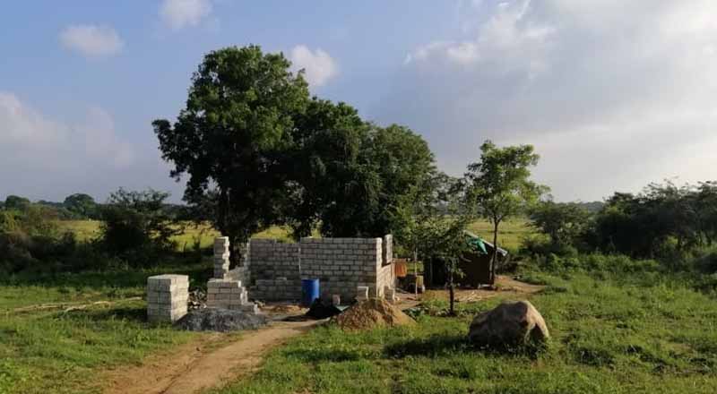 வடக்கில் சிங்கள குடும்பங்களுக்கு  அபிவிருத்தி என்ற போர்வையில்  காணி!