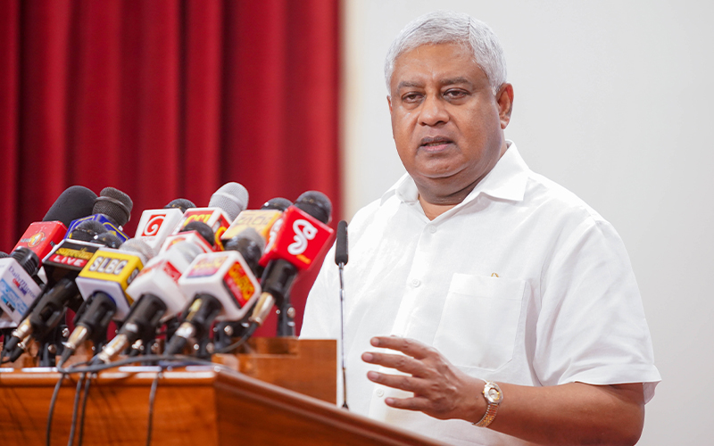 இலங்கையில்  அமுலாகவுள்ள கடுமையான சட்டங்கள்: பாதுகாப்பு அமைச்சர் டிரான் அலஸ் எச்சரிக்கை