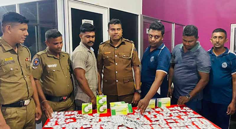 யாழில் வலி நிவாரணி என போதை மாத்திரை விற்பனை செய்த மருந்தக ஊழியர் கைது!