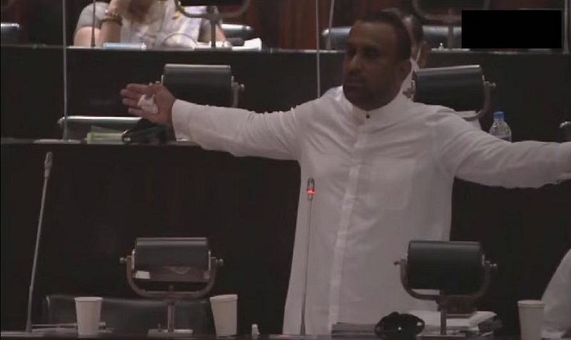 திடீர் பதவி விலகலை அறிவித்துள்ள நாடாளுமன்ற உறுப்பினர்!