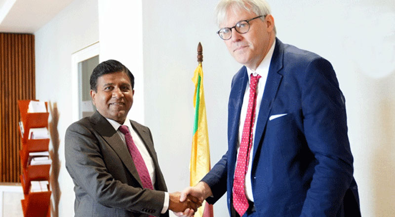 இலங்கையில் சட்டத்தின் ஆட்சி மற்றும் ஜனநாயகத்தை பலப்படுத்த பிரித்தானியா ஒத்துழைப்பு வழங்கும்!  பிரித்தானிய உயர்ஸ்தானிகர் உறுதி