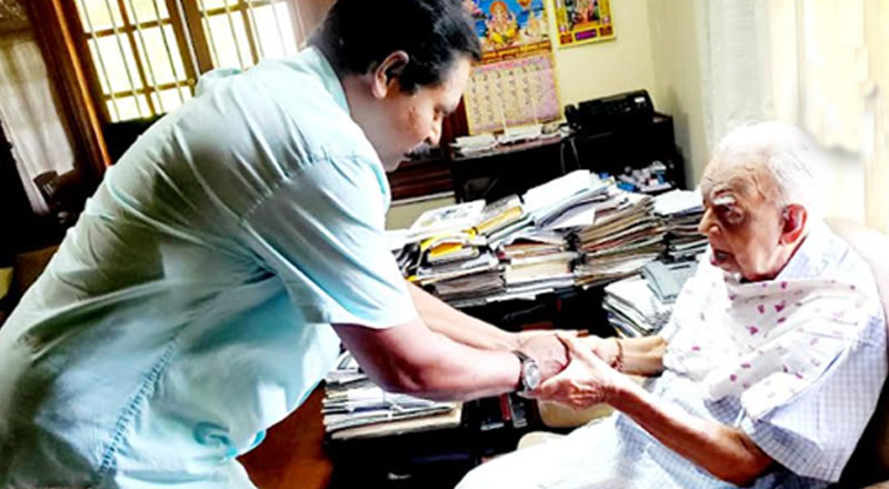 தமிழரசு கட்சியின் புதிய தலைவர் சிறிதரன் சம்பந்தரை சந்தித்தார்!