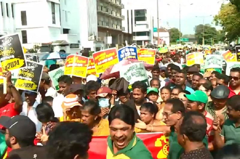 ஆரம்பமானது ஐக்கிய மக்கள் சக்தியின் ஆர்ப்பாட்ட பேரணி!