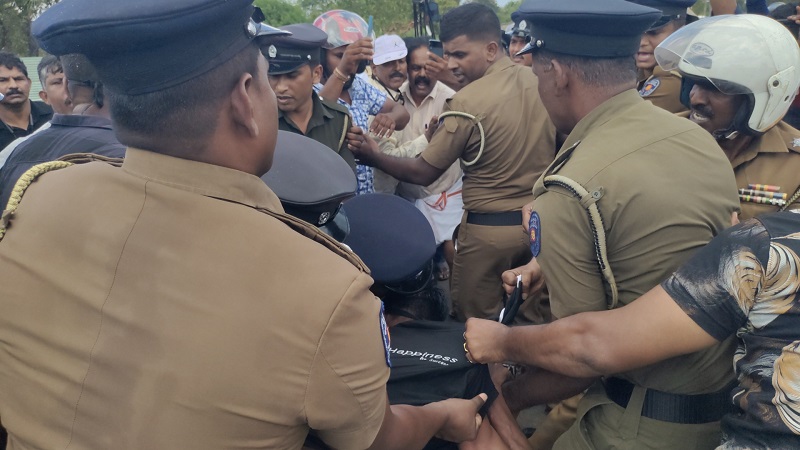 கிளிநொச்சி சம்பவம்: இலங்கை அரசின் கோரமுகத்தை மீண்டும் அம்பலப்படுத்தியுள்ளது! நாடு கடந்த தமிழீழ அரசாங்கம்