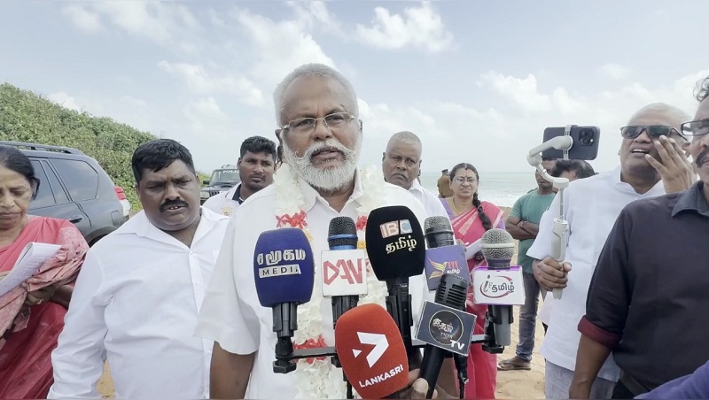 முல்லைதீவின் முக்கிய பகுதி ஒன்றை சுற்றுலாத் துறையாகும் திட்டம்:  டக்ளஸ் வெளியிட்டுள்ள தகவல்