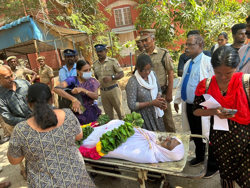 சாந்தனின் பூதவுடலுக்கு சீமான் ,வைகோ நளினி உள்ளிட்டோர் அஞ்சலி- உடலை இலங்கைக்கு கொண்டு வர ஏற்பாடுகள்