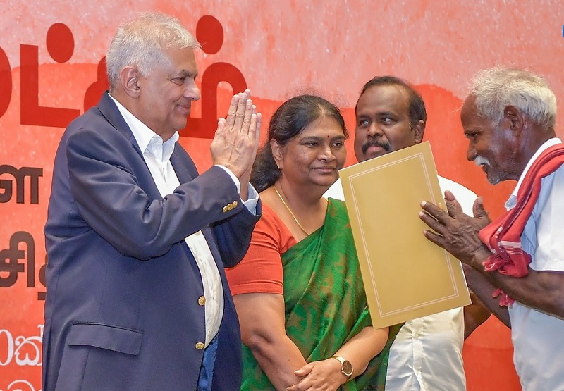வங்கிகளில் அடமானம் வைக்கப்பட்டுள்ள காணி பத்திரங்கள் தொடர்பில் ஜனாதிபதி உரிய தீர்வை தருவார்!