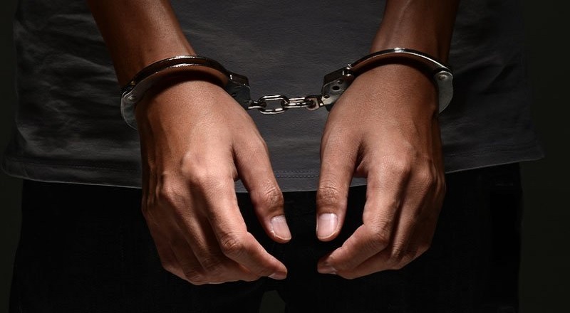 போலி நாணயத்தாள் மற்றும் ஆவணங்களுடன் ஒருவர் கைது