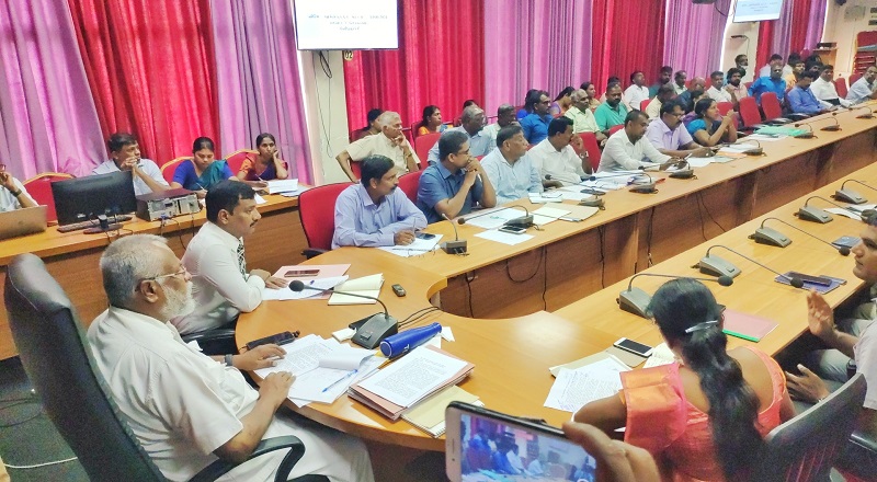 கிளிநொச்சி மாவட்ட விசேட அபிவிருத்திக் குழு கூட்டம் ஆரம்பம்!