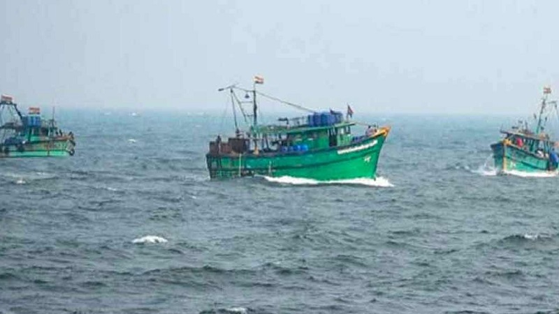 இலங்கை கடற்படையால் கைது செய்த மீனவர்களை விடுதலை செய்ய கோரி ராமேஸ்வரத்தில் போராட்டம்