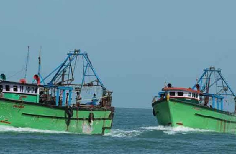இந்திய இழுவைமடி படகுகளினால் இலங்கைக்கு 700 மில்லியன் ரூபா இழப்பு!