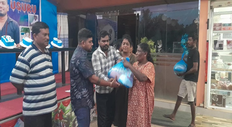 அகவை நாளில் உதவி: 50 பேருக்கு உலர் உணவு வழங்கி மகிழ்ச்சி