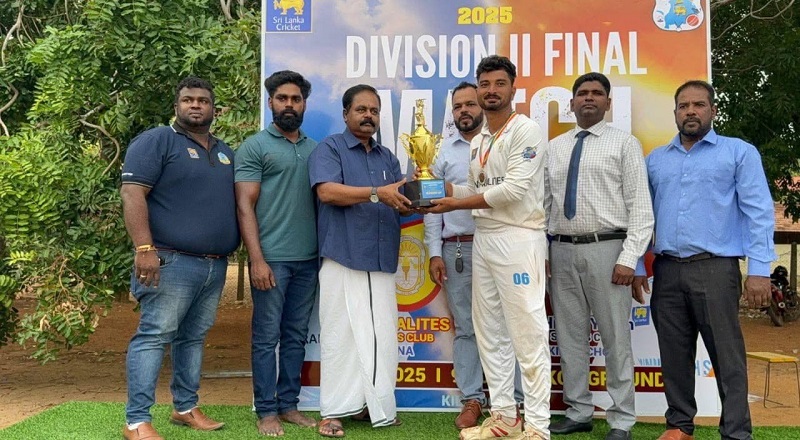 Division-2  இறுதிப்போட்டி – கிளிநொச்சி இந்து இளைஞர் விளையாட்டு கழகத்திற்கு வெற்றி!!