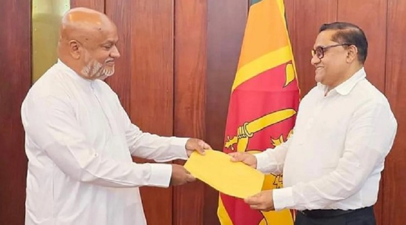 முக்கிய சபை ஒன்றின் தலைவர் திடீர் இராஜினாமா!