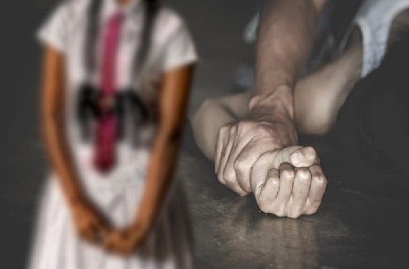 பாடசாலை மாணவி துஷ்பிரயோகம்: புதுக்குடியிருப்பில் இளைஞனை வலைவீசிப் பிடித்த பொலிஸார்