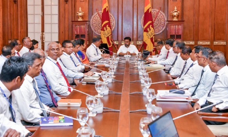 சுங்கத் துறைக்குள் மறுசீரமைப்புகள் மேற்கொள்ளப்படும்! ஜனாதிபதி