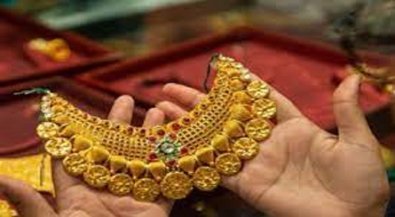 அதிவேகத்தில் அதிகரிக்கும்  ஆபரண தங்க விலை! 