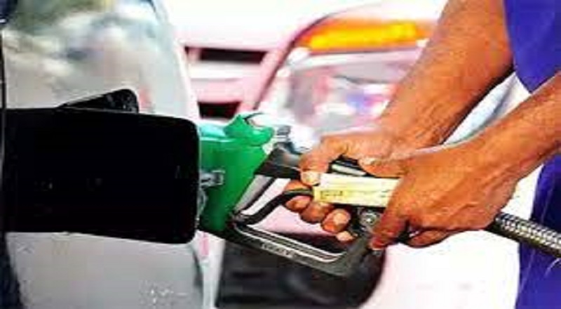 பெற்றோல் விலை 800 ரூபாவாக அதிகரிக்கும் வாய்ப்பு 