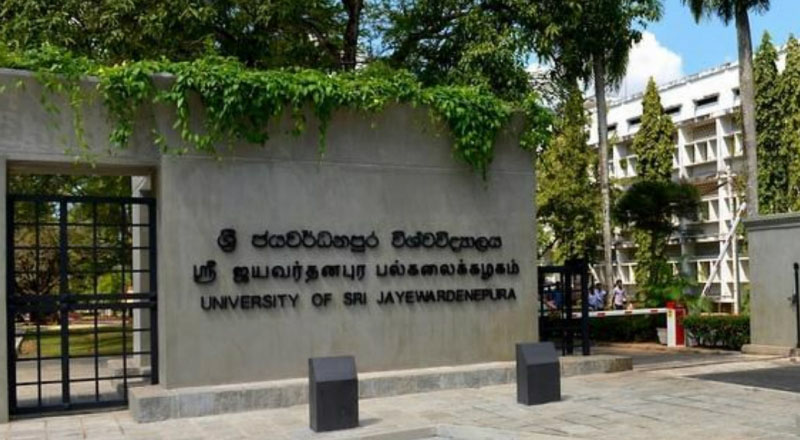 கால்வாய்க்கு விடப்படும் பல்கலைக்கழக விடுதியின் மலக்கழிவுகள்:பிரதேச மக்கள் குற்றச்சாட்டு